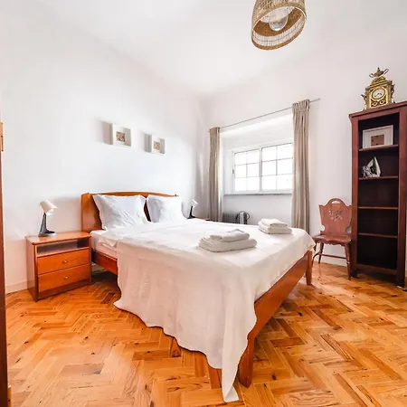 Full Townhouse Center 100m From