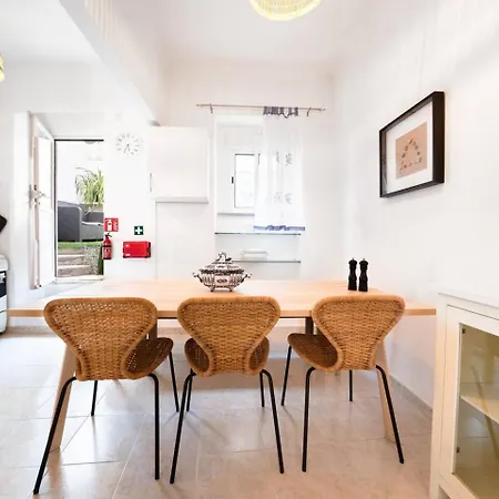 Hébergement de vacances Full Townhouse Center 100m From *