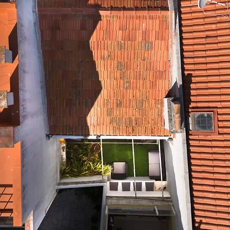 Full Townhouse Center 100m From Ferienhaus Cascais